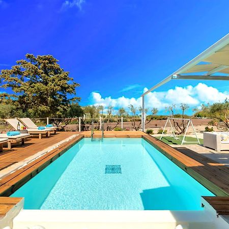 Cretan Lodge Heated Pool Ágios Nikólaos Eksteriør billede